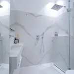 Classy 2 Bedroom - G03 파리