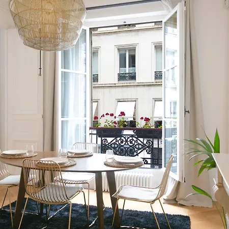 公寓 Classy 2 Bedroom - G03 *